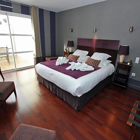 Au Pre Carre Hotel Plumergat Exterior photo